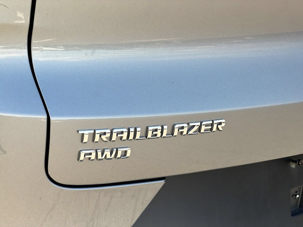 Thumbnail: 2022 Chevrolet TrailBlazer - 6