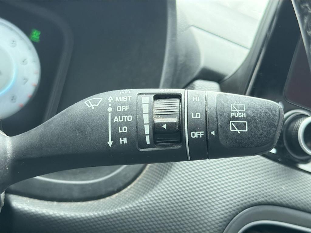 Thumbnail: 2022 Hyundai Kona - 16