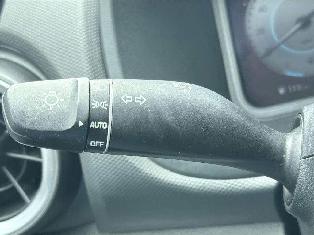 Thumbnail: 2022 Hyundai Kona - 30