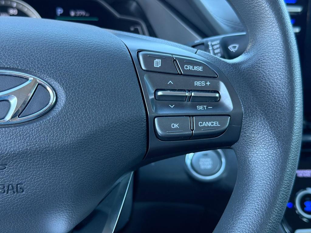 Thumbnail: 2021 Hyundai Ioniq - 31