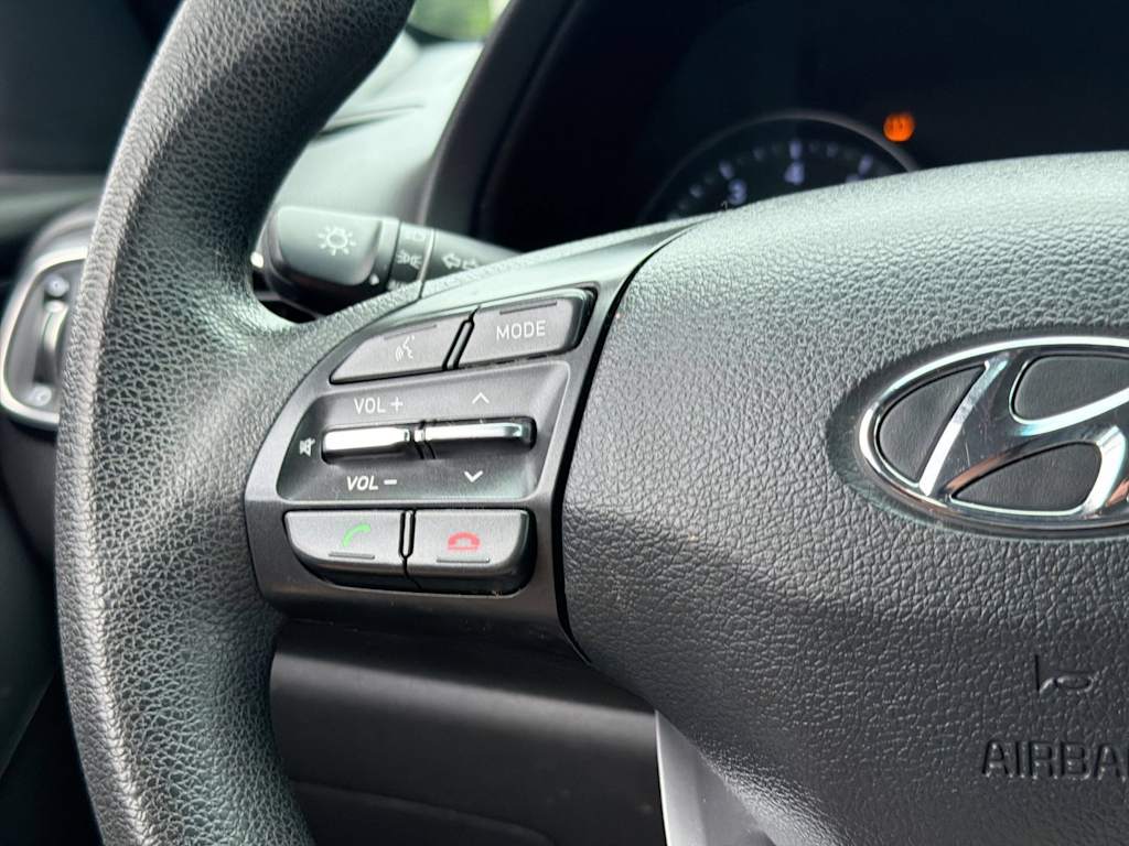Thumbnail: 2018 Hyundai Elantra - 30