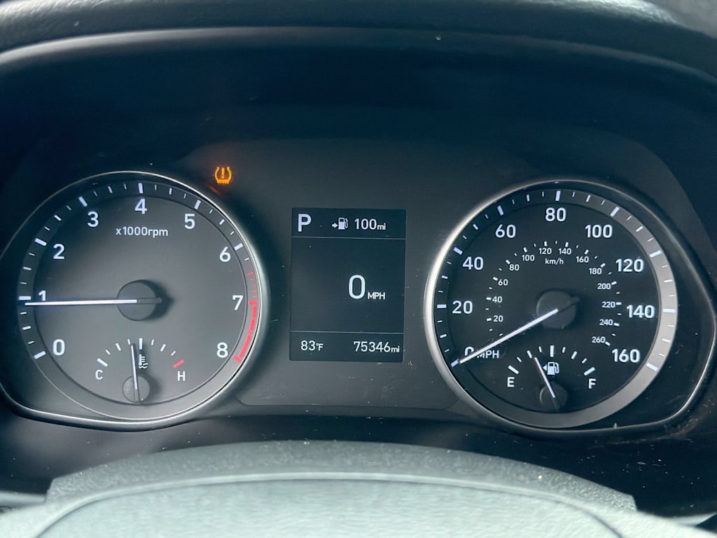 Thumbnail: 2018 Hyundai Elantra - 16