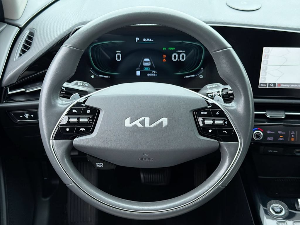 Thumbnail: 2023 Kia Niro - 14