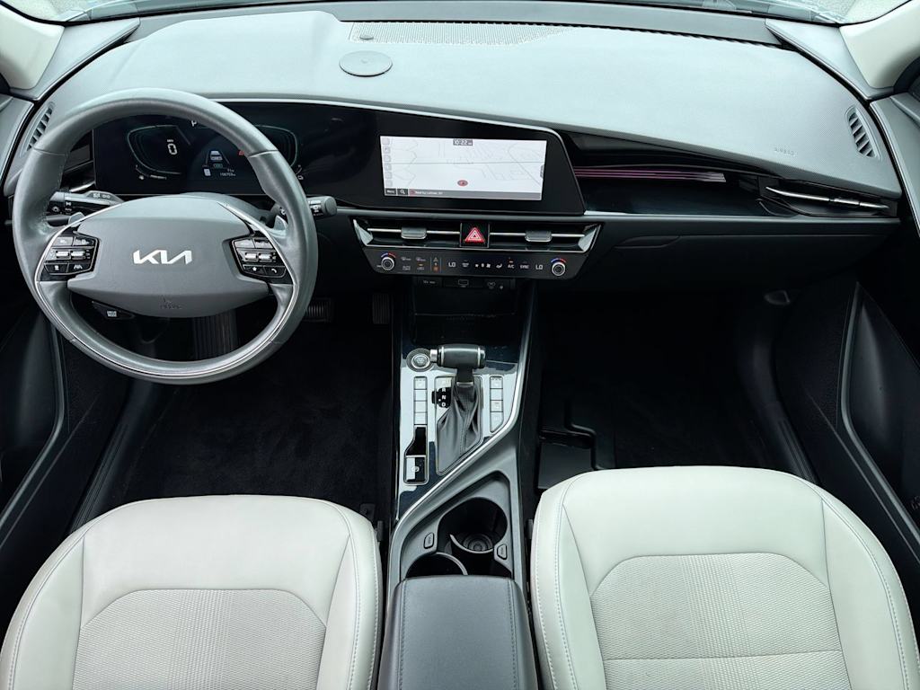 Thumbnail: 2023 Kia Niro - 10