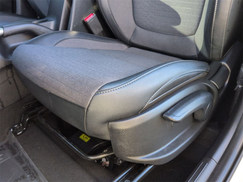 Thumbnail: 2023 Kia Seltos - 28