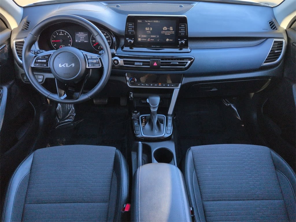 Thumbnail: 2023 Kia Seltos - 7