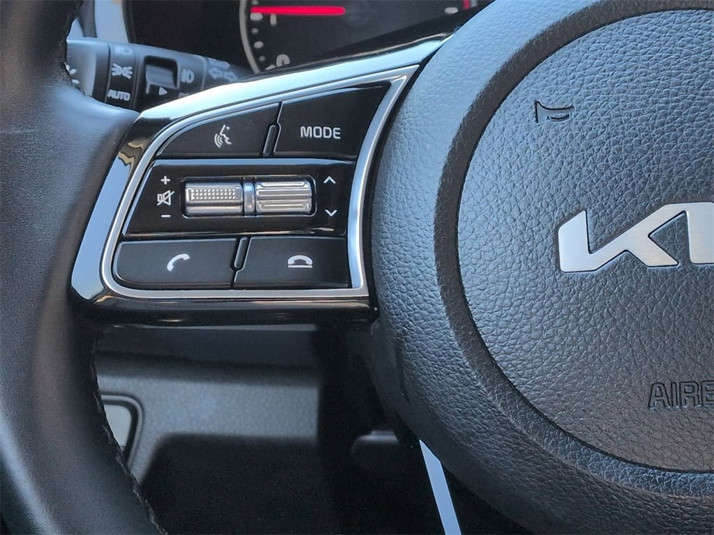 Thumbnail: 2023 Kia Seltos - 31