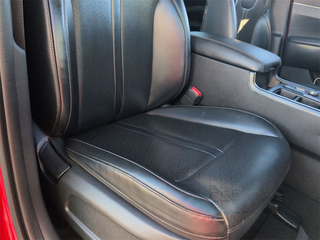 Thumbnail: 2022 Kia Sorento - 11