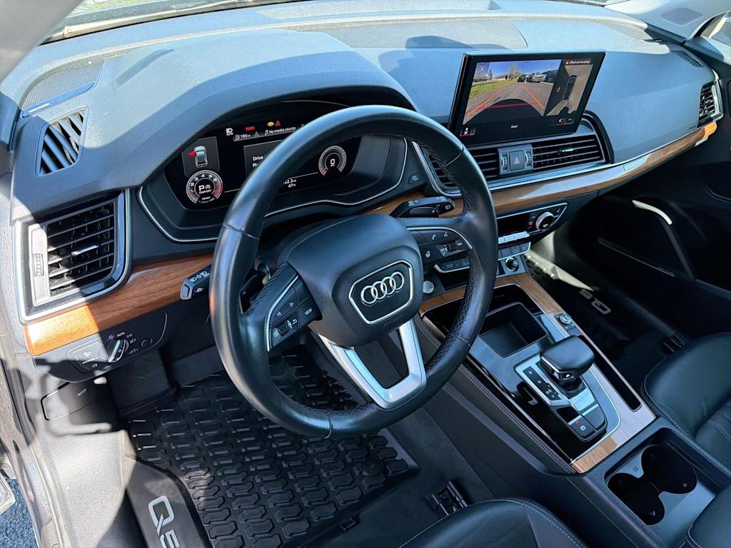 Thumbnail: 2023 Audi Q5 - 2