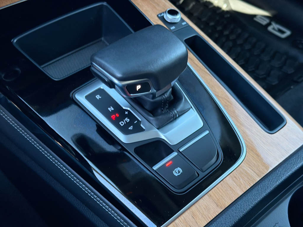 Thumbnail: 2023 Audi Q5 - 16