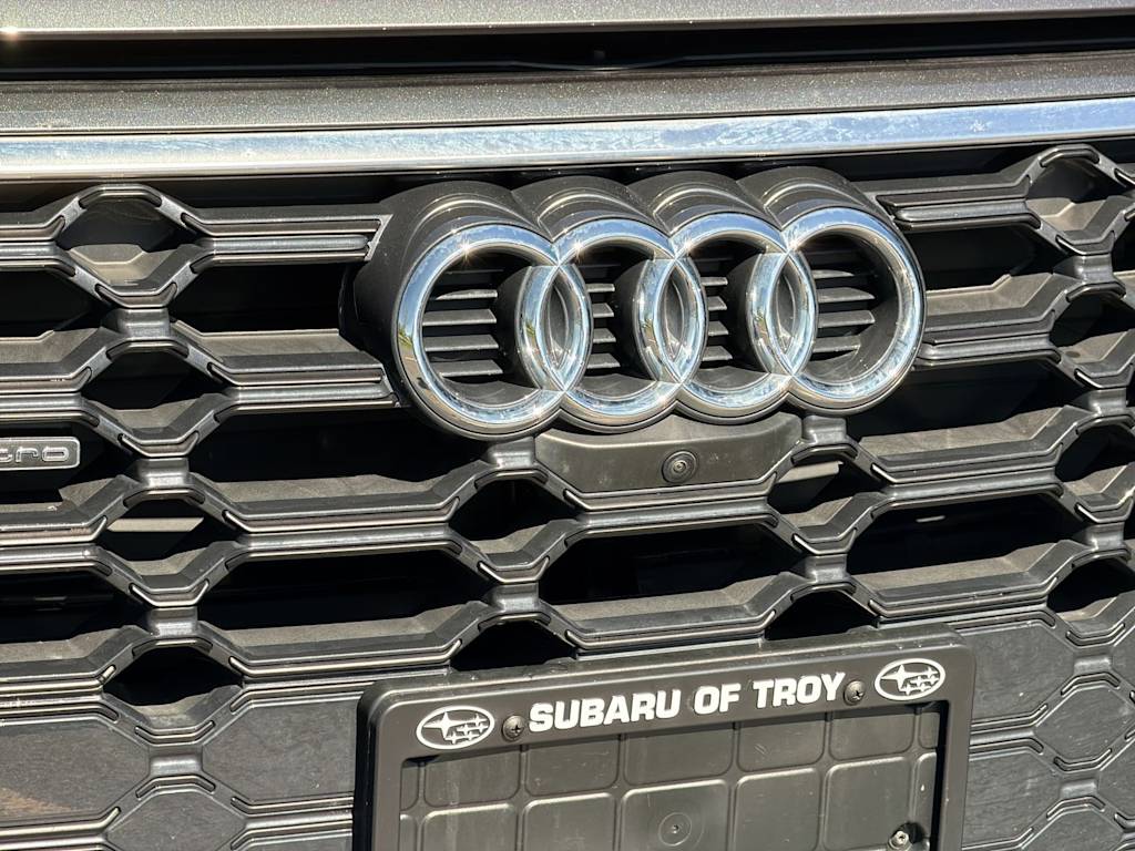 Thumbnail: 2023 Audi Q5 - 7
