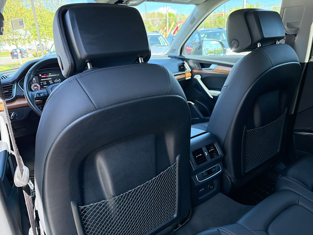 Thumbnail: 2023 Audi Q5 - 12