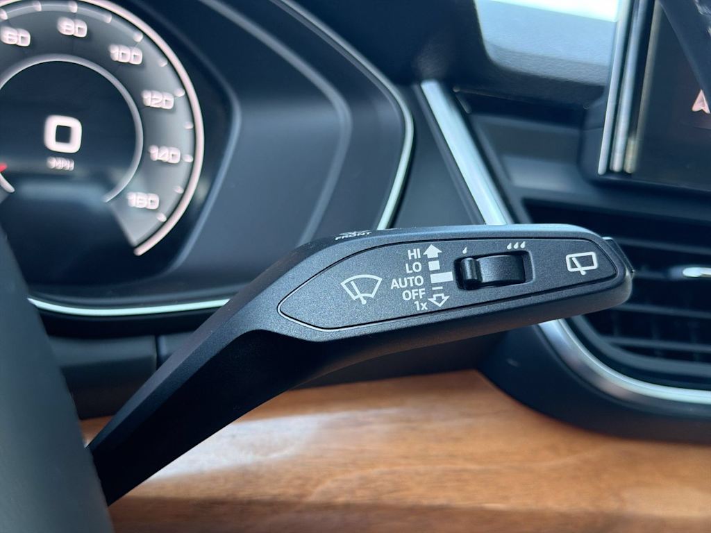 Thumbnail: 2023 Audi Q5 - 16