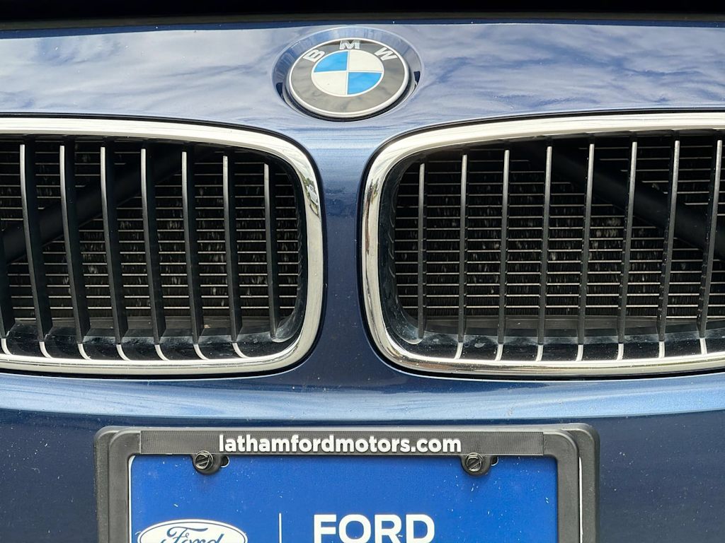 Thumbnail: 2018 BMW 3 Series - 20