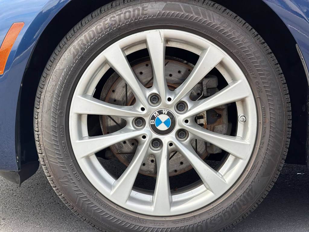 Thumbnail: 2018 BMW 3 Series - 8