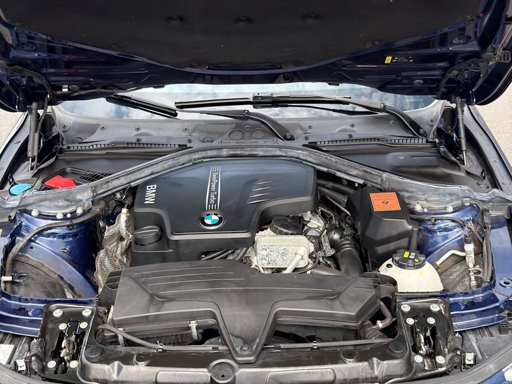 Thumbnail: 2018 BMW 3 Series - 9