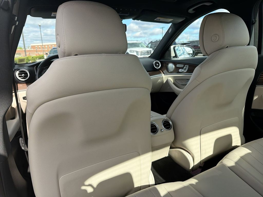 Thumbnail: 2017 Mercedes-Benz E-Class - 11
