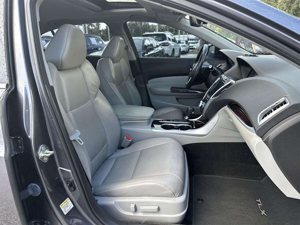 Thumbnail: 2017 Acura TLX - 9