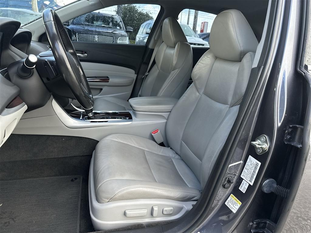 Thumbnail: 2017 Acura TLX - 8