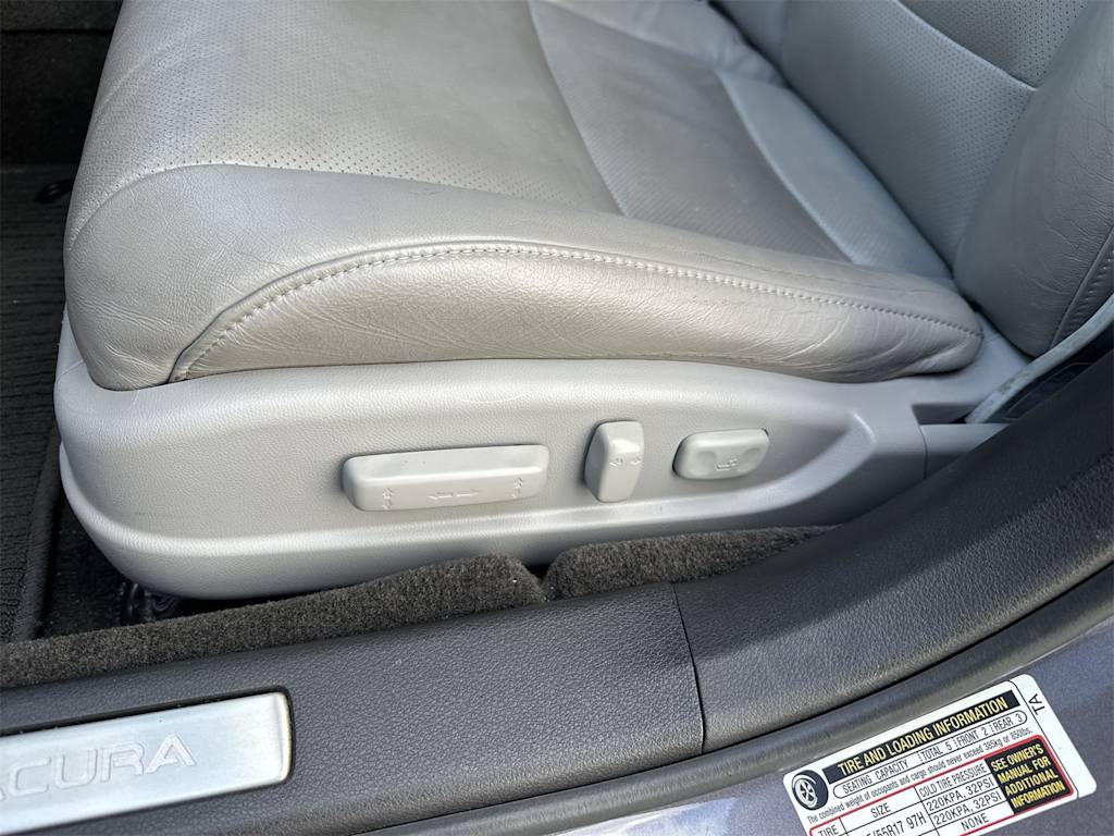 Thumbnail: 2017 Acura TLX - 15