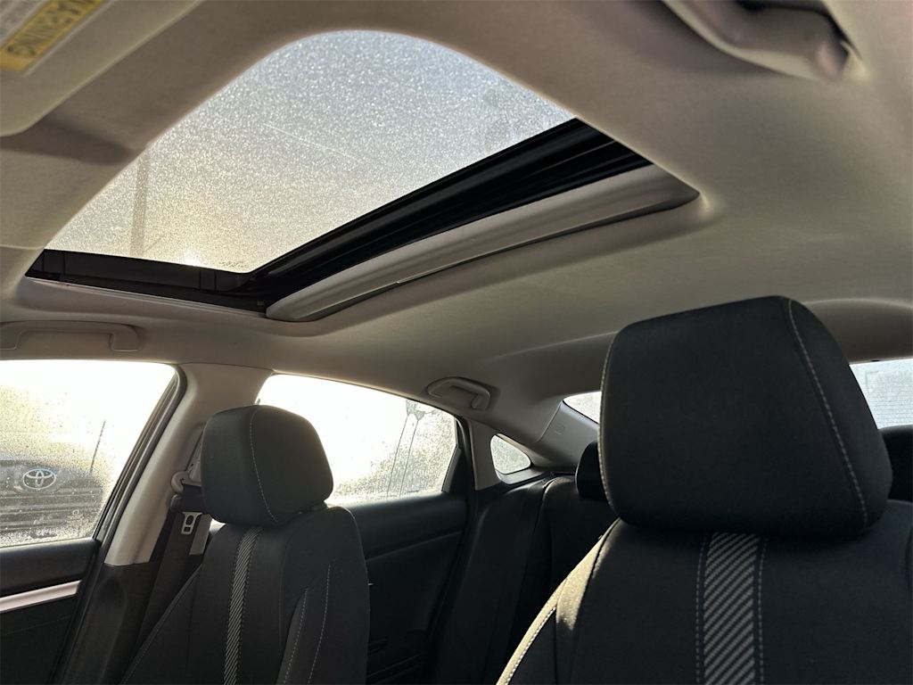 Thumbnail: 2017 Honda Civic - 16