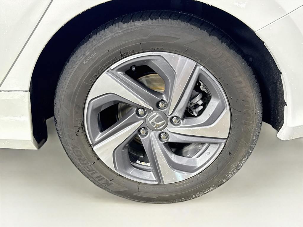 Thumbnail: 2019 Honda Insight - 8