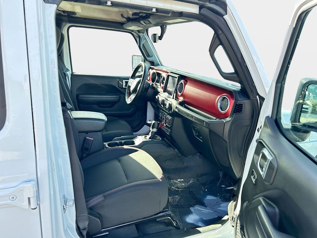 Thumbnail: 2022 Jeep Wrangler - 11