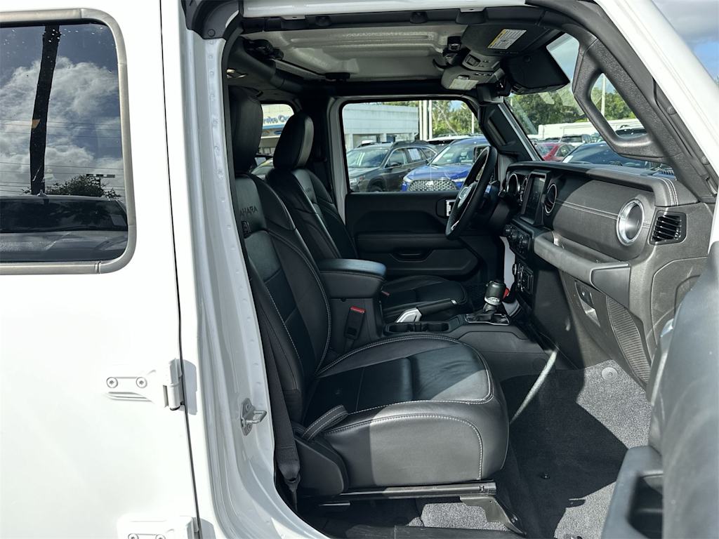 Thumbnail: 2023 Jeep Wrangler - 9