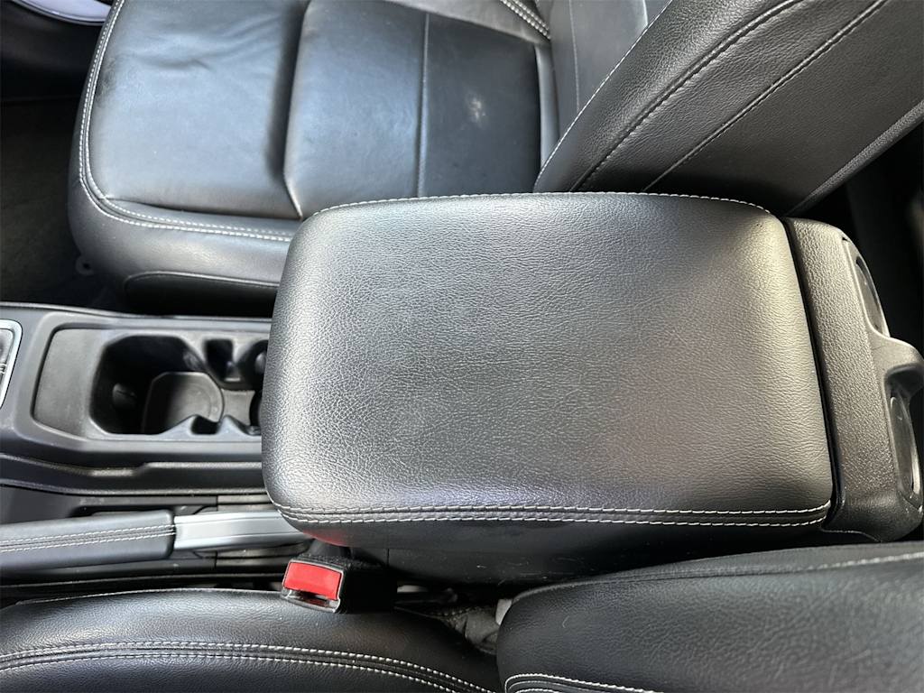 Thumbnail: 2023 Jeep Wrangler - 20