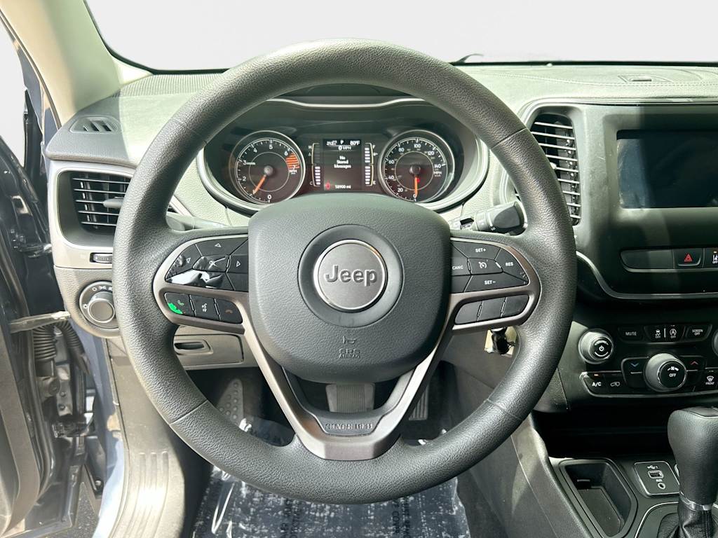 Thumbnail: 2021 Jeep Cherokee - 8