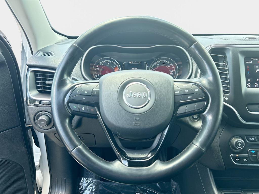 Thumbnail: 2021 Jeep Cherokee - 8