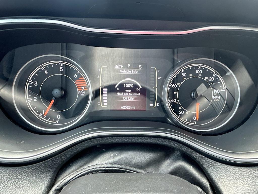 Thumbnail: 2021 Jeep Cherokee - 13