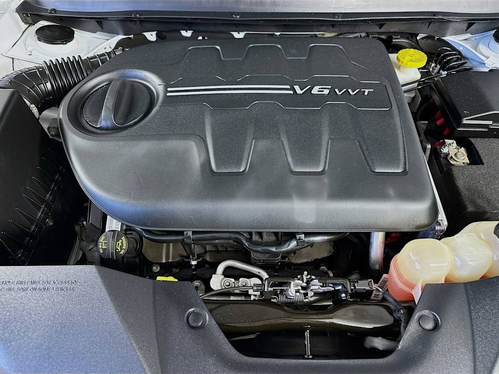 Thumbnail: 2021 Jeep Cherokee - 8