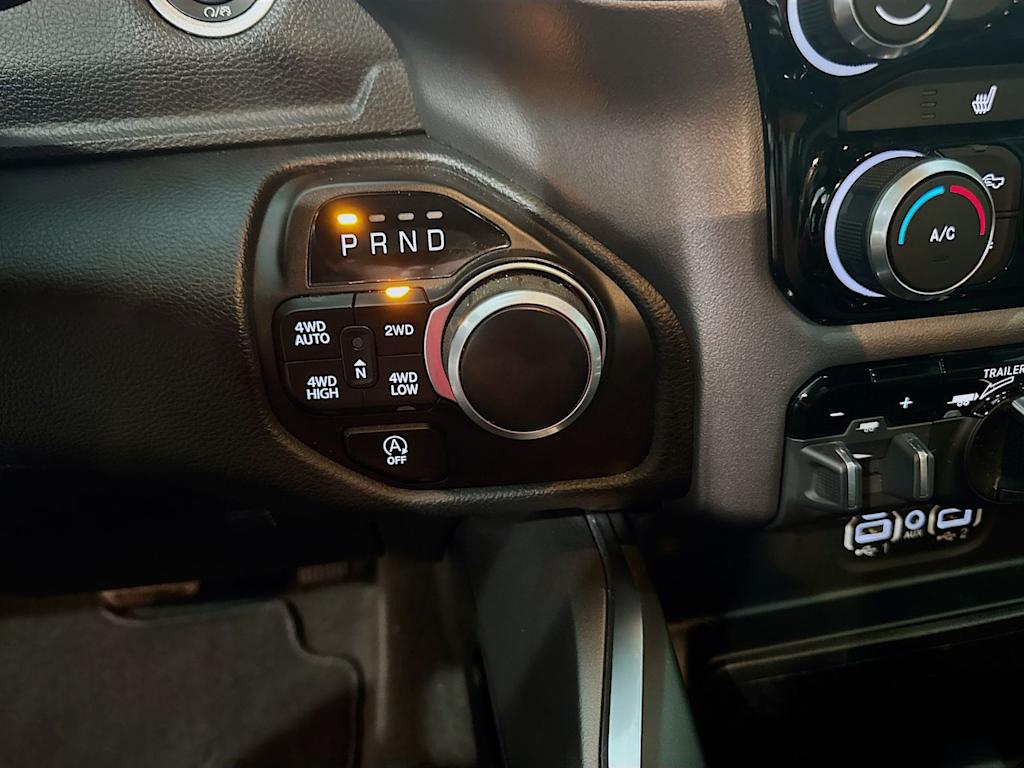 Thumbnail: 2024 RAM 1500 - 25