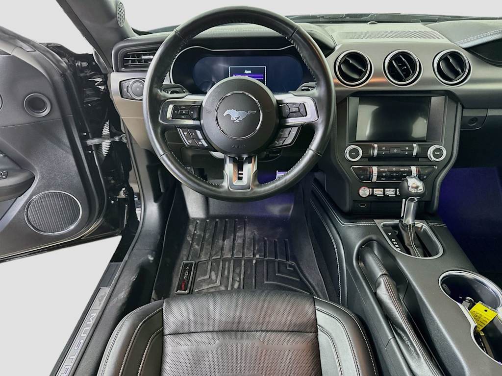 Thumbnail: 2022 Ford Mustang - 9