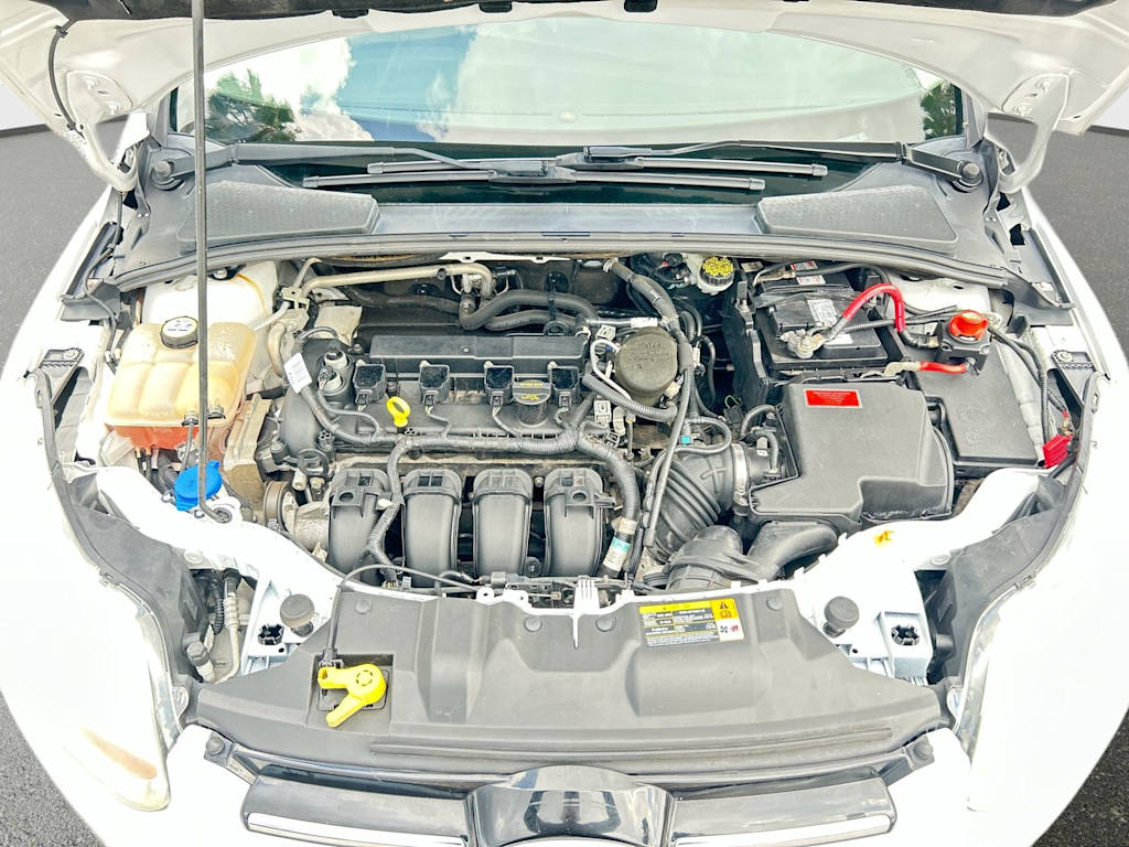 Thumbnail: 2012 Ford Focus - 9