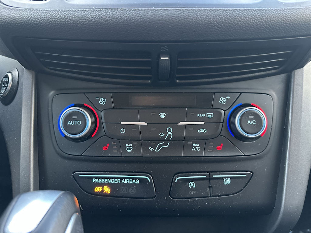 Thumbnail: 2019 Ford Escape - 17