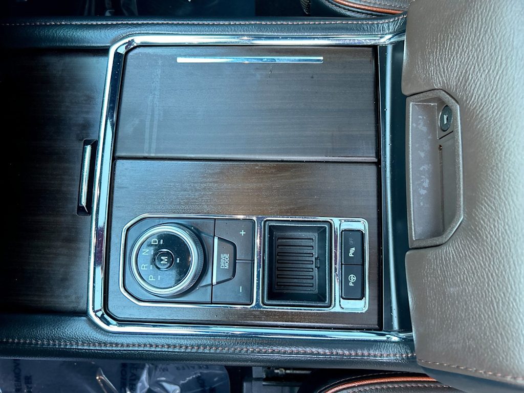Thumbnail: 2021 Ford Expedition - 21