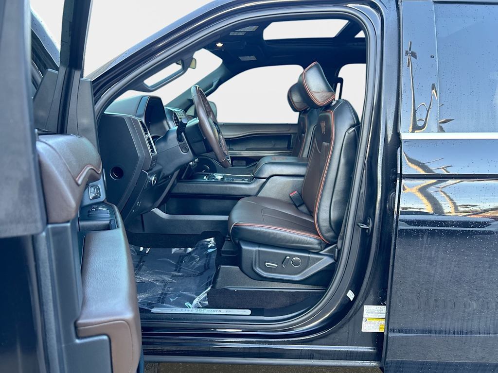 Thumbnail: 2021 Ford Expedition - 11