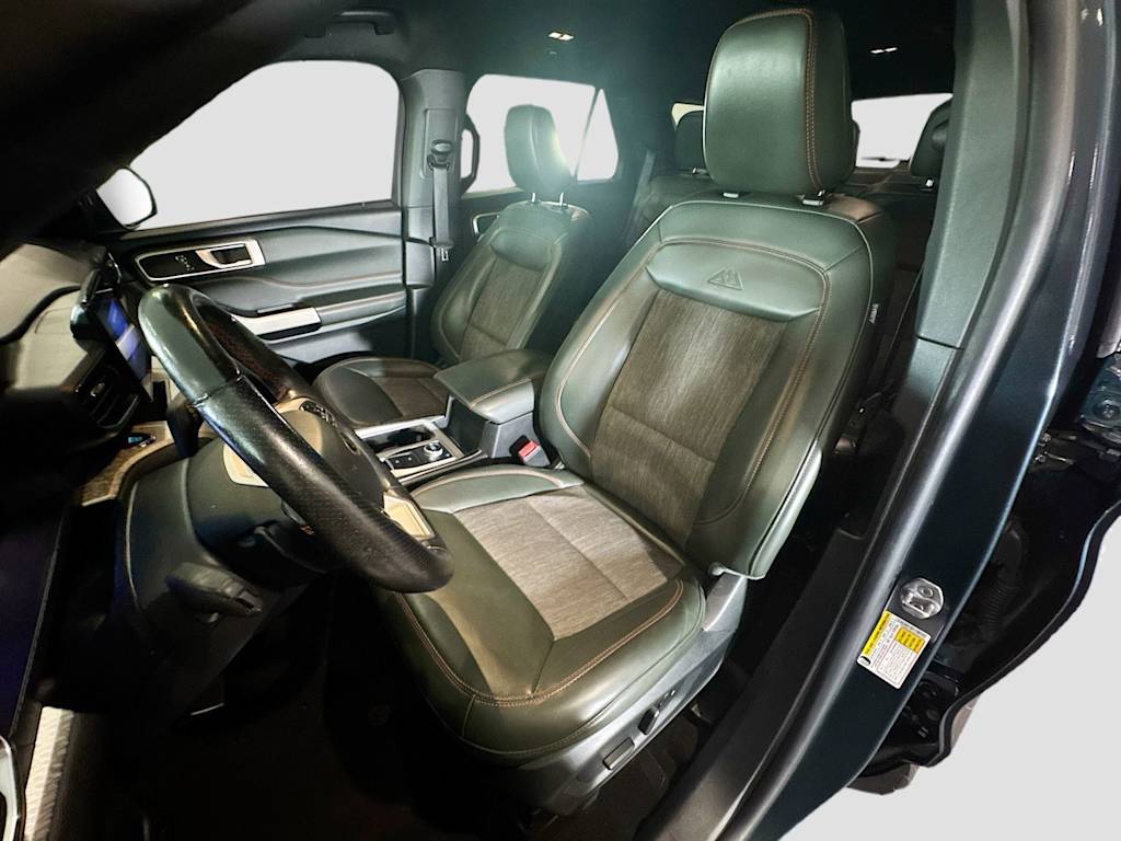 Thumbnail: 2022 Ford Explorer - 9