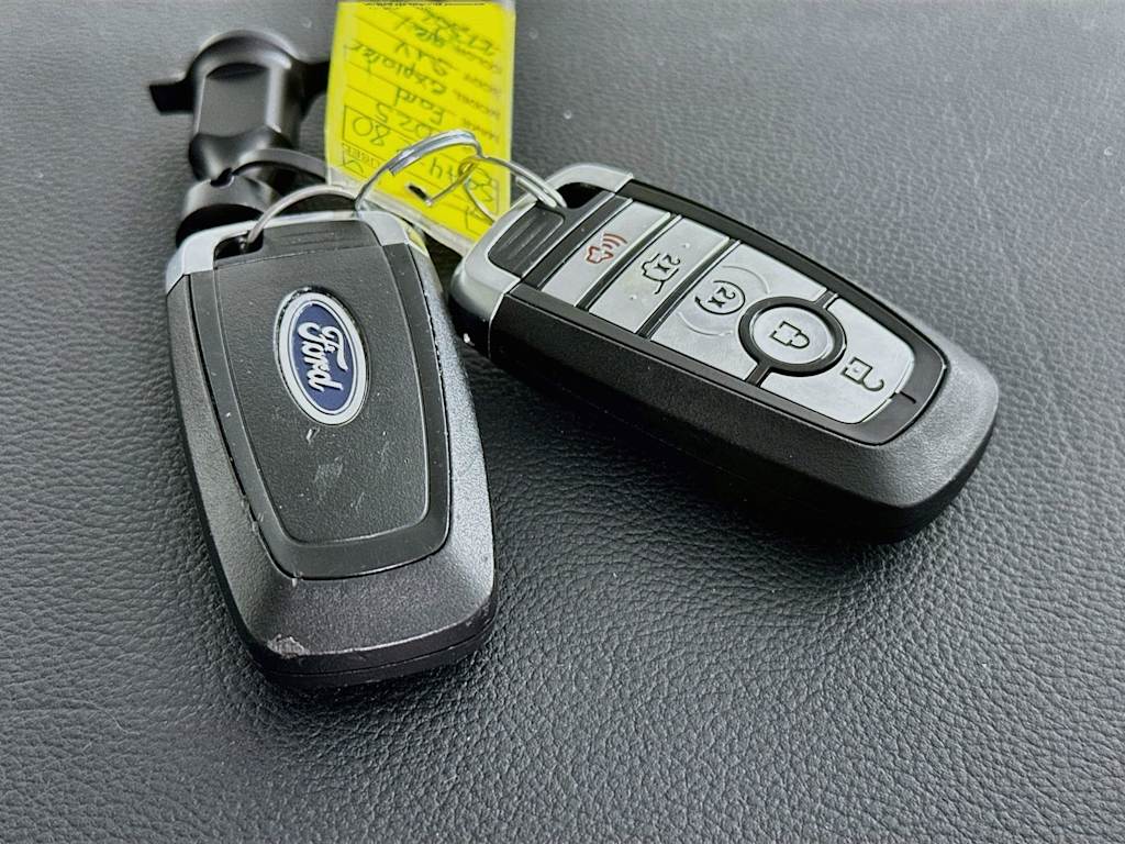 Thumbnail: 2025 Ford Explorer - 20