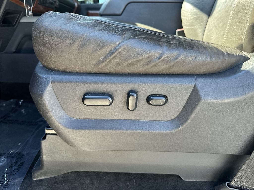 Thumbnail: 2016 Ford F-350 - 14