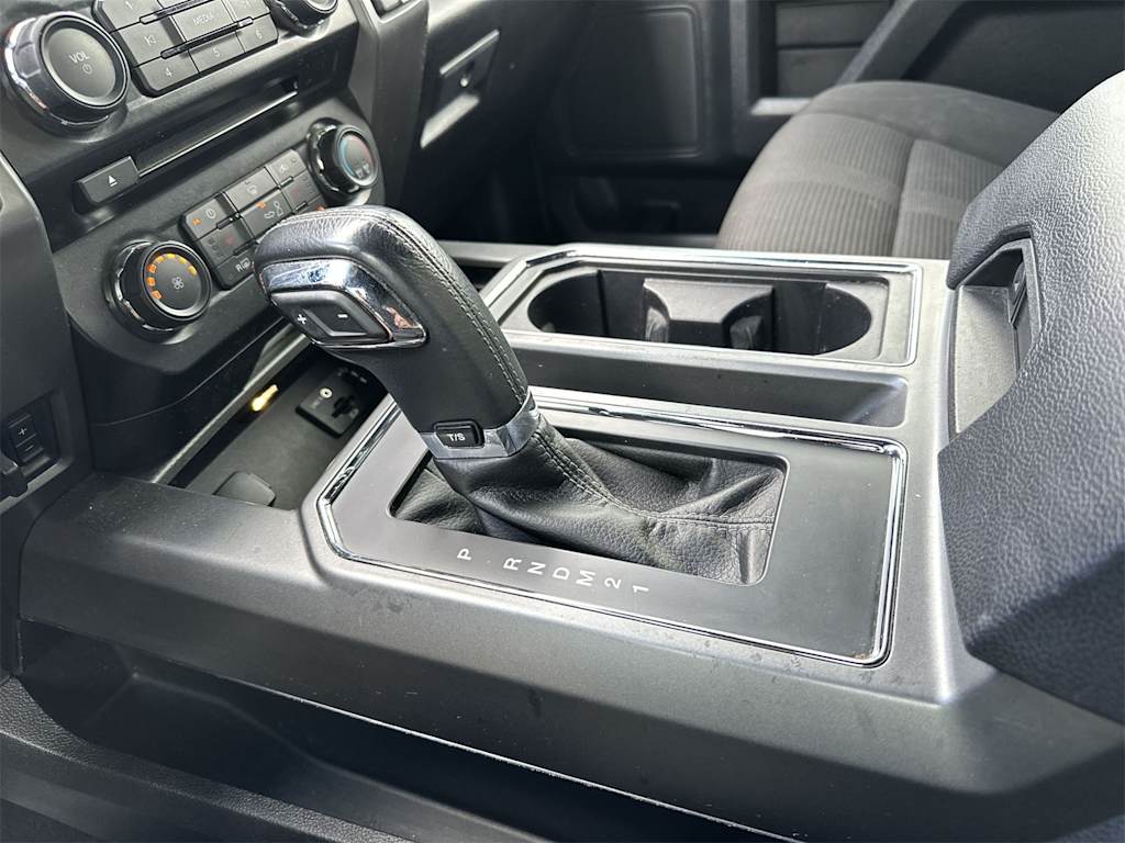 Thumbnail: 2015 Ford F-150 - 12