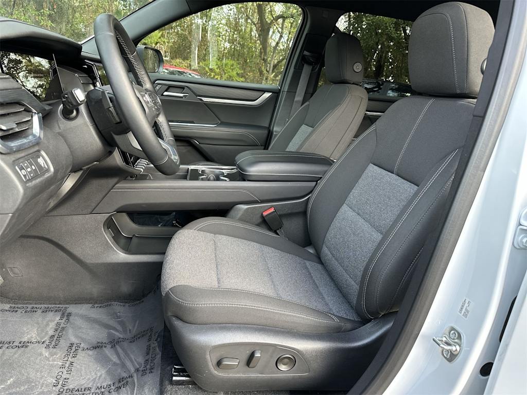 Thumbnail: 2025 GMC Acadia - 12