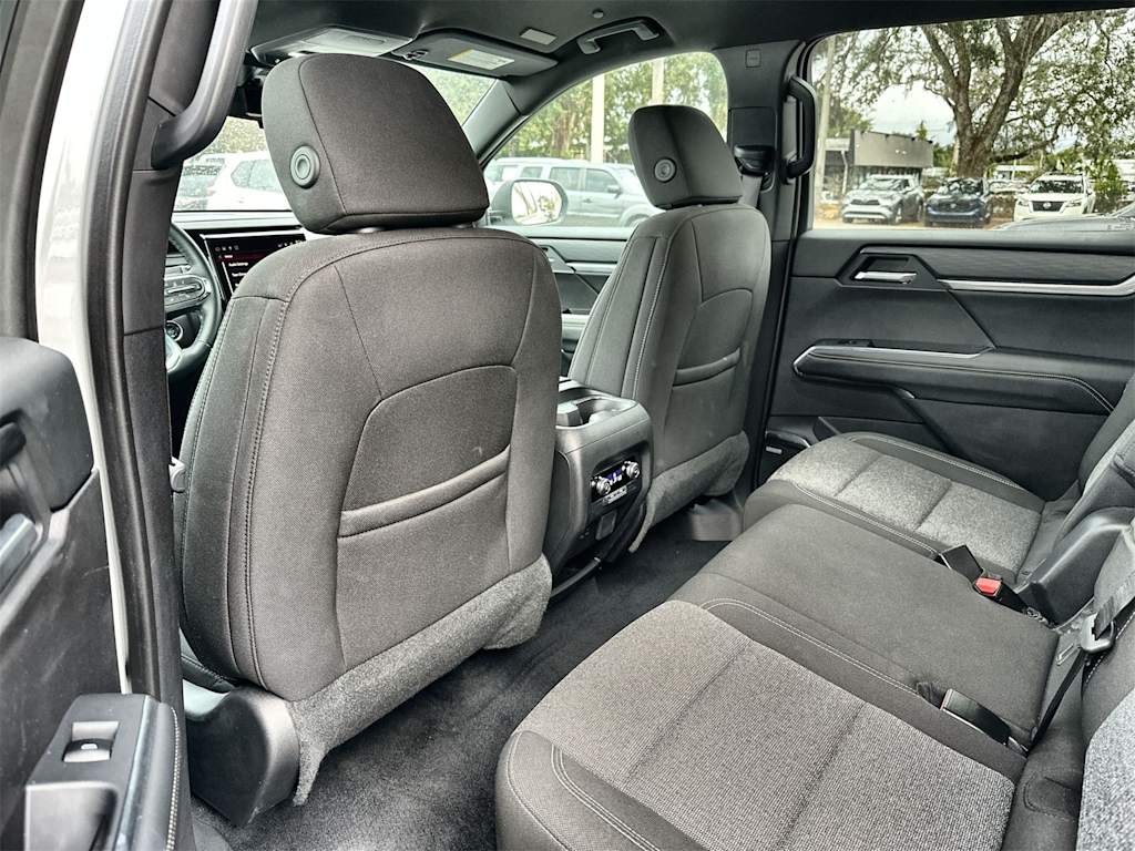 Thumbnail: 2025 GMC Acadia - 13