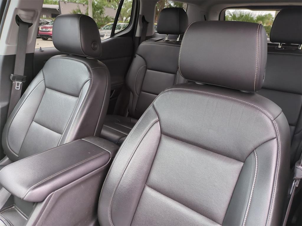 2023 GMC Acadia SLT 10