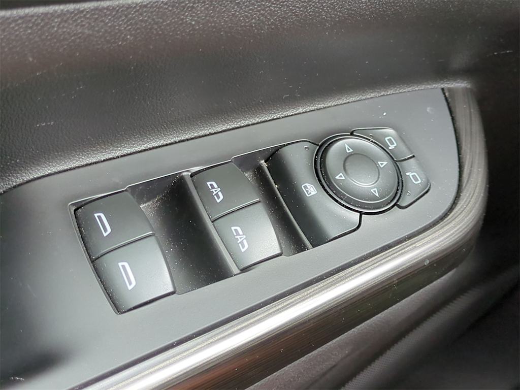 2023 GMC Acadia SLT 24