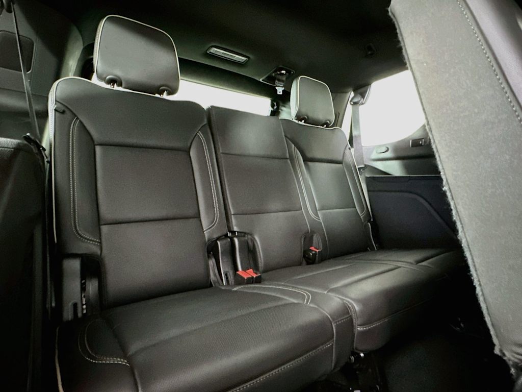 Thumbnail: 2024 GMC Yukon - 32