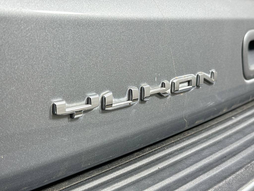 Thumbnail: 2023 GMC Yukon XL - 7
