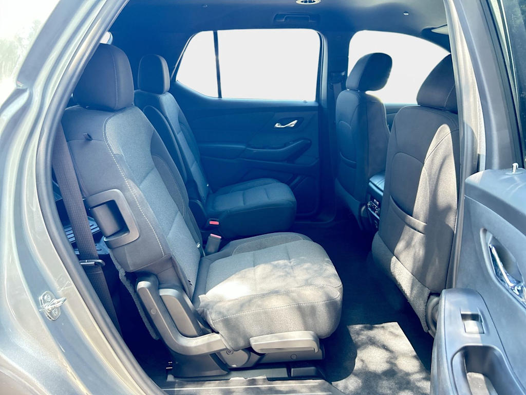 Thumbnail: 2023 Chevrolet Traverse - 18